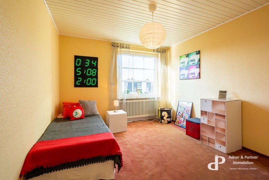 1 von 2 Kinderzimmern Reihenmittelhaus Braunschweig