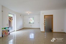 Blick zur K�che ** *GER�UMIGES DOPPELHAUS F�R DIE GRO�E FAMILIE**