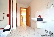 Bad Detail **KEINE K�UFERPROVISION- 3 ZIMMER+GALERIE AM S�DSEE**