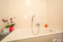 Bad Detail **KEINE K�UFERPROVISION-MODERNE BALKONWOHNUNG IN BESTER LAGE**