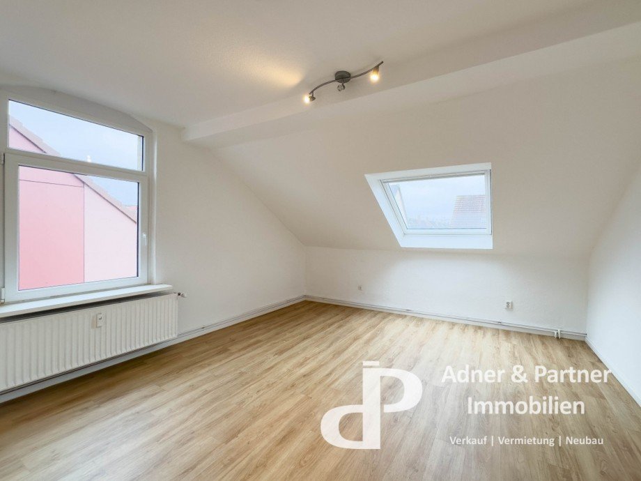 Schlafzimmer 2 Dachgeschosswohnung Braunschweig