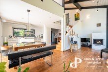 Offener Wohnbereich **ATTRAKTIVES ARCHITEKTENHAUS MIT SCH�NEM GRUNDST�CK UND MODERNEM DESIGN IN VOLKSE**