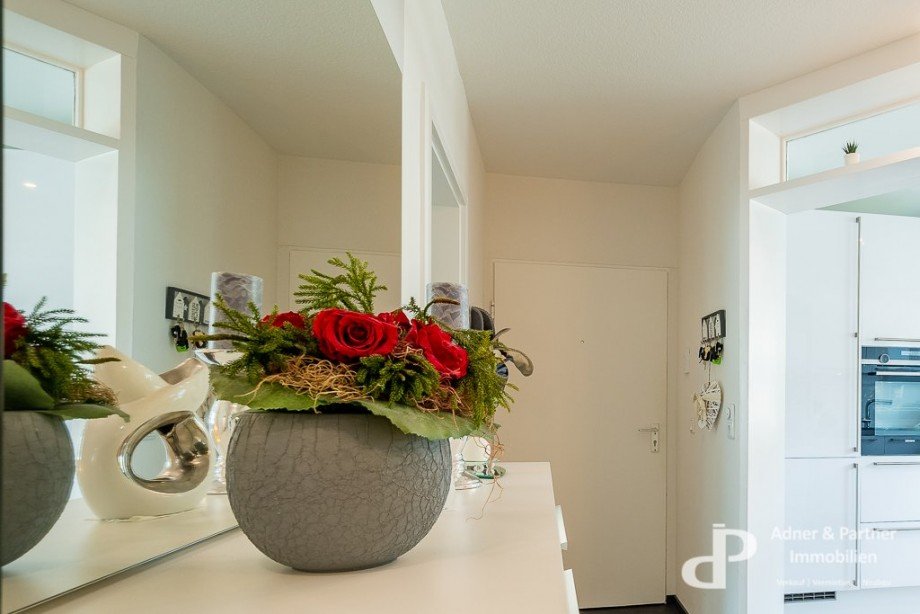 Flur zum Eingang Etagenwohnung Wolfenb�ttel