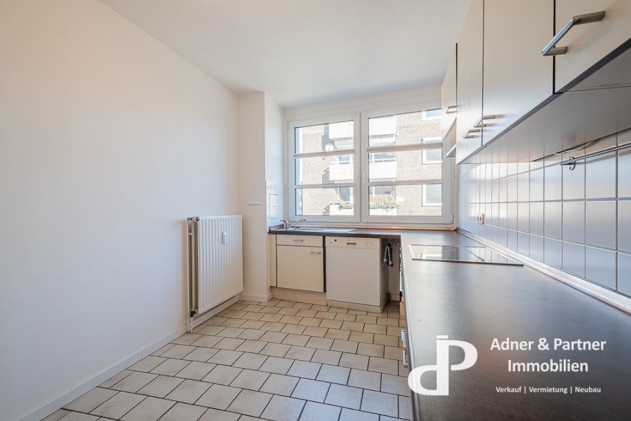 Blick in die K�che Etagenwohnung Braunschweig