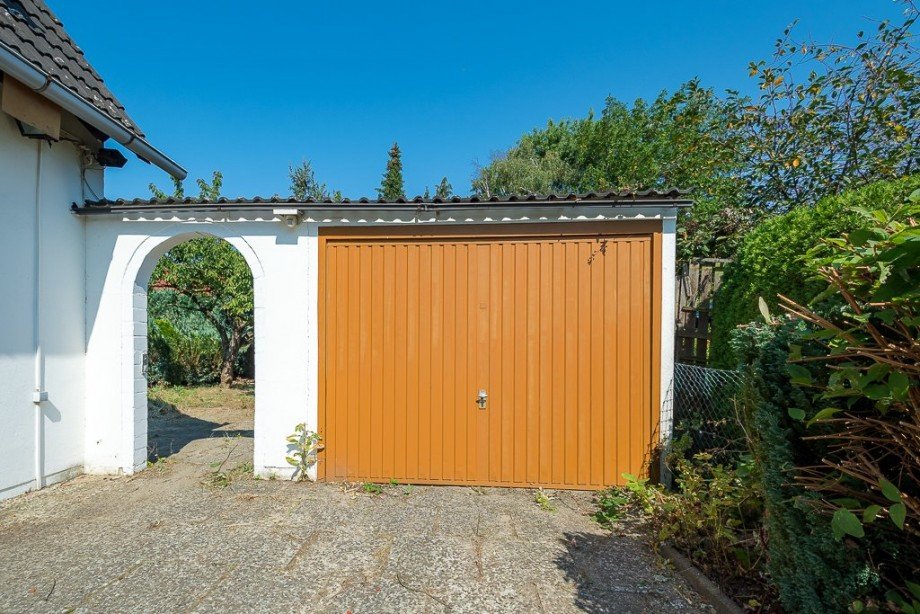 Garage zum Garten Doppelhaush�lfte Braunschweig