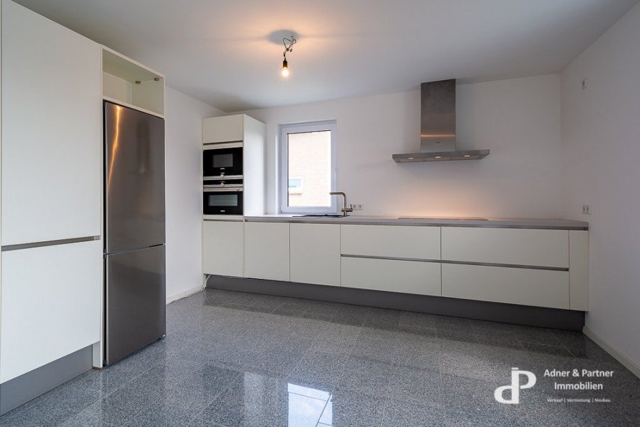 Neuwertige Einbauk�che Etagenwohnung Wolfenb�ttel