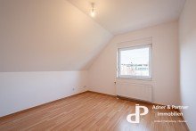 Kinderzimmer im OG **K�NIGSLUTTER: EINFAMILIENHAUS MIT EINBAUK�CHE UND CARPORT IN ZENTRALER LAGE**