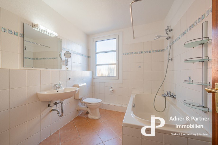 Blick ins Bad Etagenwohnung Braunschweig