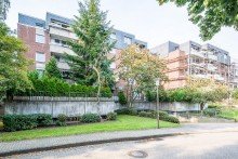 Geb�udeansicht **KEINE K�UFERPROVISION-HELLE BALKONWOHNUNG MIT TIEFGARGE VOR DEN TOREN BRAUNSCHWEIGS**