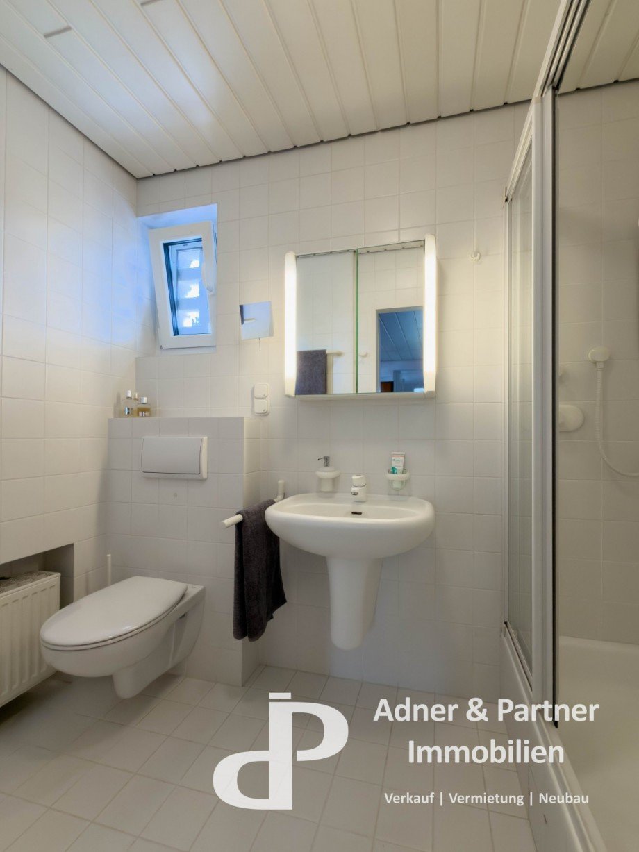 Duschbad im sep. Bereich Bungalow Braunschweig