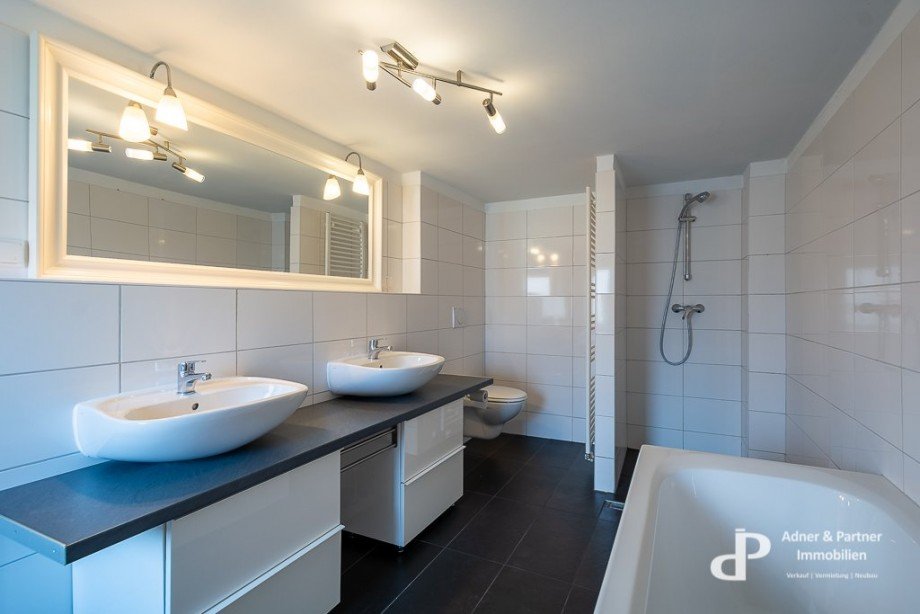 Wohlf�hlbad mit Fenster Maisonettewohnung Braunschweig