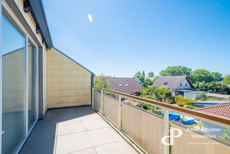 Westbalkon Dachgeschosswohnung Wolfenb�ttel