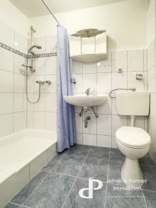 Bad **GEPFLEGTE BALKONWOHNUNG MIT EBK IN BRAUNSCHWEIG-WATENB�TTEL-PTB N�HE**
