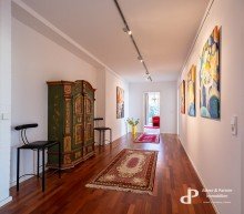 Flur zum G�stezimmer **GRO�Z�GIGES WOHNEN UND ARBEITEN IM IDYLLISCH GELEGENEM SCHMIEDBUNGALOW MIT KAMIN**