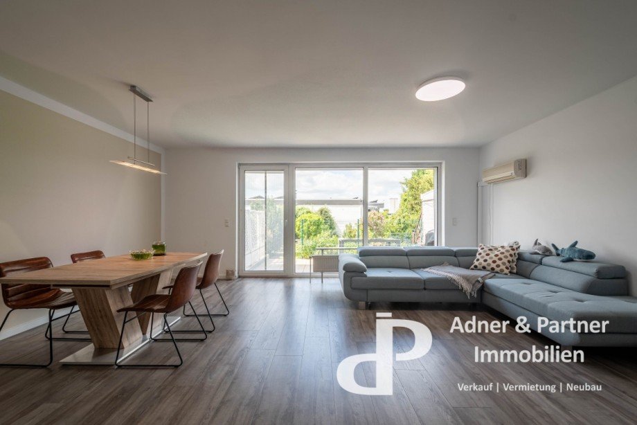 Blick in den Wohnbereich Reihenmittelhaus Braunschweig
