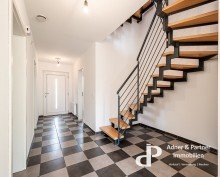 Flur zum Eingang **TOWNHOUSE MIT EINBAUK�CHE UND KLEINEN GARTEN IN BRAUNSCHWEIG-RAUTHEIM**