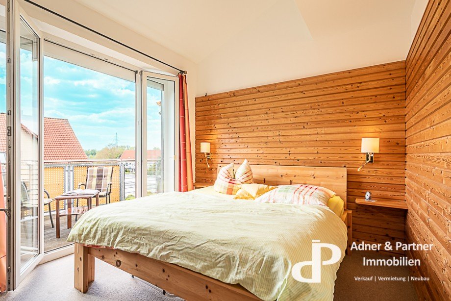 Schlafzimmer zum Balkon Dachgeschosswohnung Braunschweig