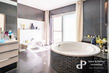 Bad en Suite zur Terrasse **NEUWERTIGER ARCHITEKTENBUNGALOW AM RANDE DES NATURSCHUTZGEBIETES IN WOLFENB�TTEL**