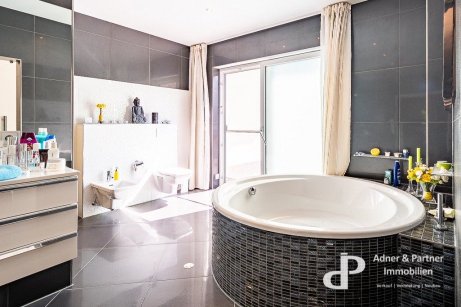 Bad en Suite zur Terrasse Bungalow Wolfenb�ttel