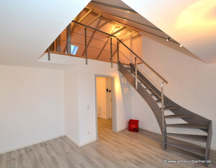 Neue Treppe Dachgeschosswohnung Braunschweig