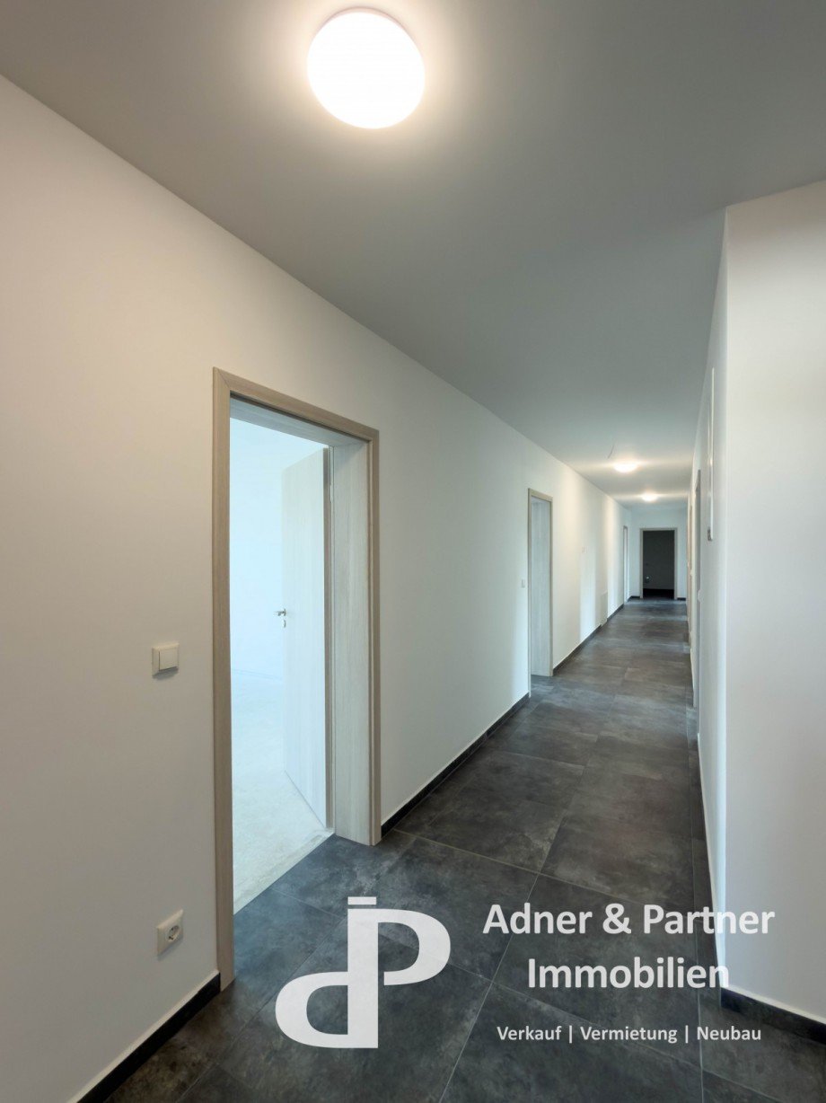 B�roetage mit Fu�bodenheizung Halle / Lager / Produktion Wolfenb�ttel