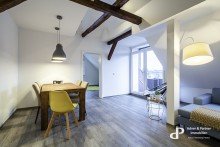 Zum Balkon **ARCHITEKTUR F�R INDIVIDUALISTEN - DACHGESCHOSSWOHNUNG IM �STLICHEN MIT KFZ-STELLPLATZ**