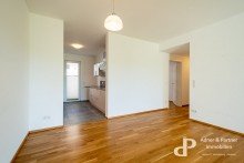 Wohnen zur K�che **TERRASSENWOHNUNG IN KFW55-BAUWEISE MIT EINBAUK�CHE UND PKW-STELLPLATZ IM CASPARIVIERTEL**