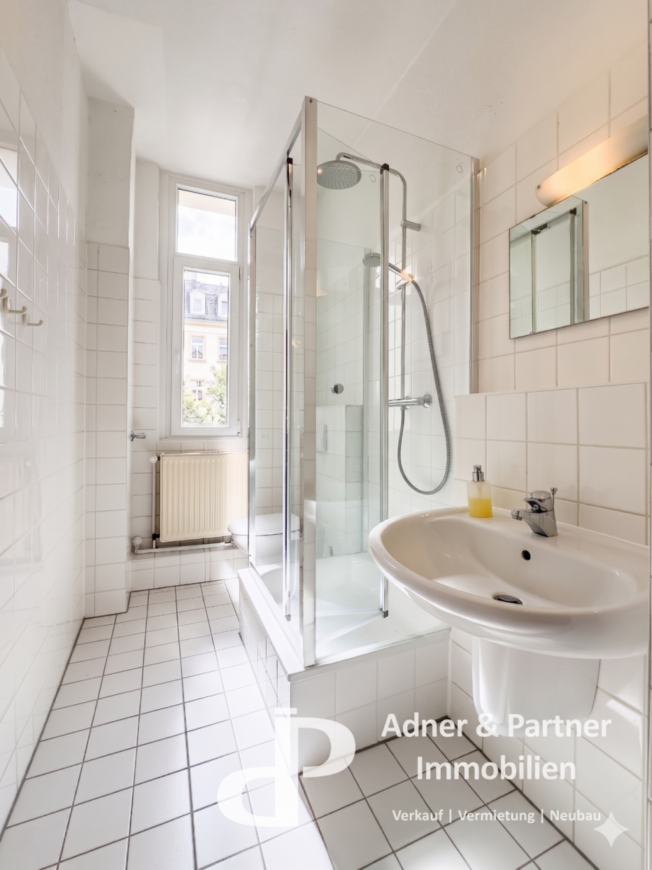 Badezimmer mit Fenster Etagenwohnung Braunschweig