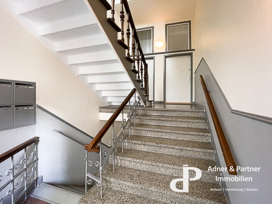 Renoviertes Treppenhaus Etagenwohnung Braunschweig