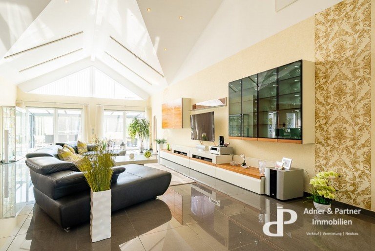 4,70m Deckenh�he Wolfenb�ttel Bungalow **NEUWERTIGER ARCHITEKTENBUNGALOW AM RANDE DES NATURSCHUTZGEBIETES IN WOLFENB�TTEL**