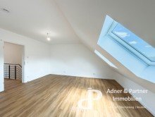 Dachstudio **STILVOLL WOHNEN AUF HISTORISCHEM HOF: MODERNES REIHENHAUS IN DIREKTER OKERN�HE**