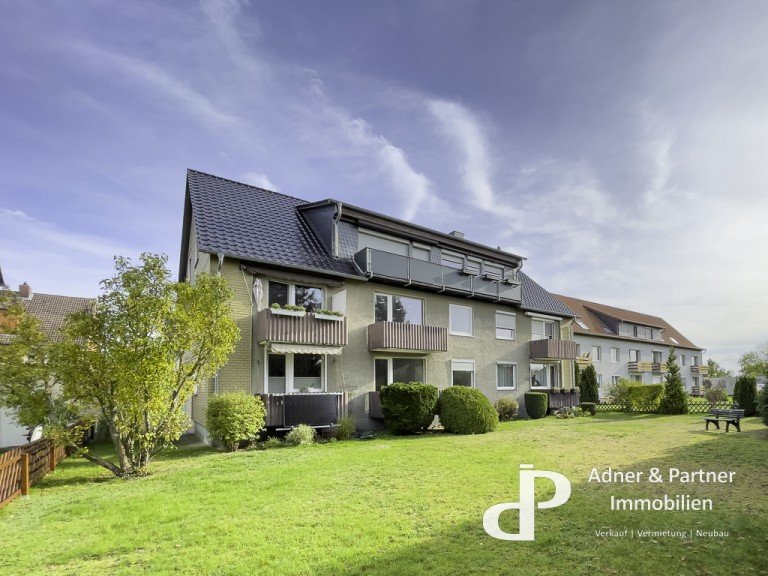 Balkonwohnung mit Blick ins Gr�ne Braunschweig Dachgeschosswohnung **GEPFLEGTE BALKONWOHNUNG MIT EBK IN BRAUNSCHWEIG-WATENB�TTEL-PTB N�HE**