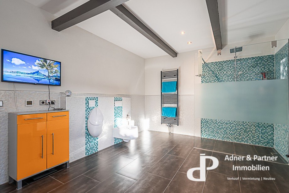 Gro�es Bad im EG Einfamilienhaus Braunschweig