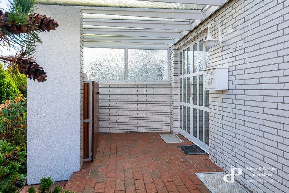 �berdachter Eingang Reihenmittelhaus Braunschweig