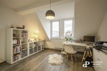 Arbeitszimmer **ARCHITEKTUR F�R INDIVIDUALISTEN - DACHGESCHOSSWOHNUNG IM �STLICHEN MIT KFZ-STELLPLATZ**