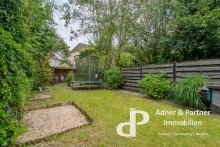 Garten **EINZIEHEN UND WOHLF�HLEN: MODERNISIERTES REIHENHAUS MIT WINTERGARTEN UND KAMIN**