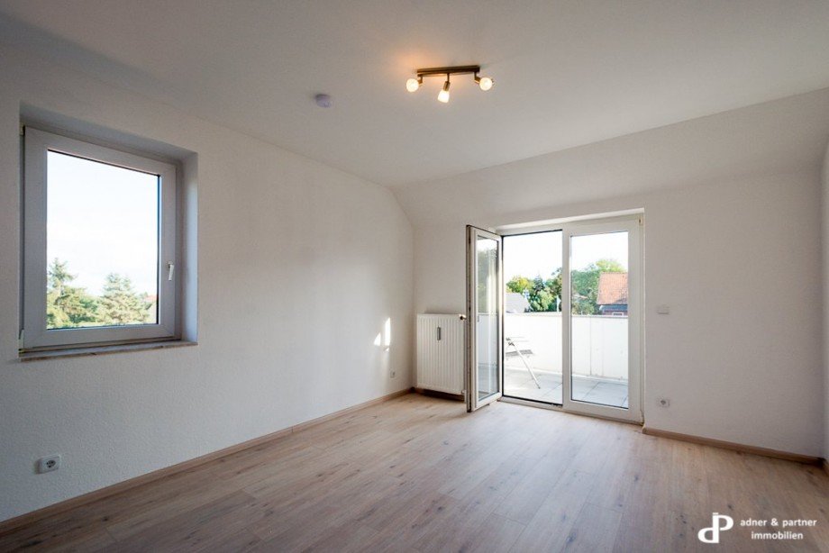 Schlafzimmer zum Balkon Dachgeschosswohnung Wolfsburg