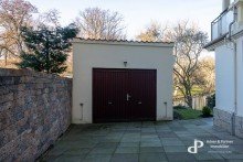 Ihre Garage **DACHGESCHOSSWOHNUNG MIT GARAGE, OKERBLICK, GEMEINSCHAFTSGARTEN UND DIREKTEM OKERZUGANG**