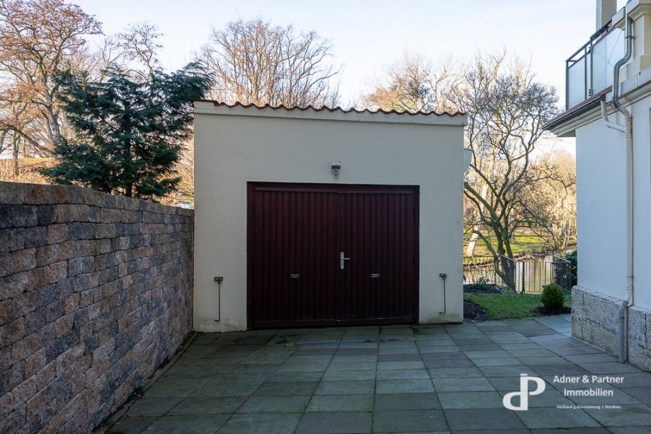 Ihre Garage Dachgeschosswohnung Braunschweig