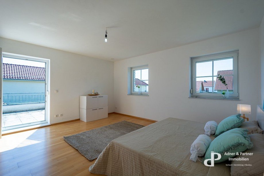 Schlafzimmer zum Balkon Villa Braunschweig