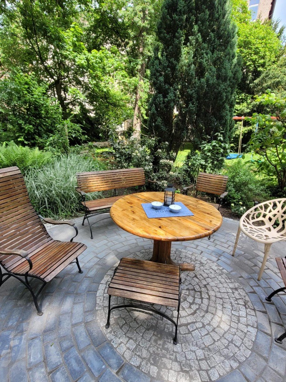 Gemeinschaftsgarten im Sommer Erdgeschosswohnung Braunschweig