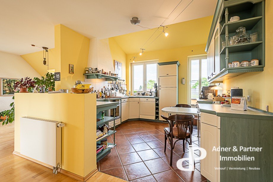 Blick in die K�che Dachgeschosswohnung Braunschweig