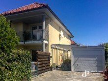 Ihre Garage **MODERNES STADTHAUS IN BESTER LAGE BRAUNSCHWEIGS- MIT EINBAUK�CHE UND GARAGE**