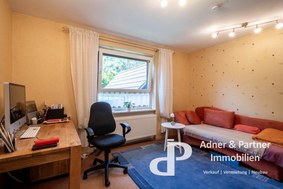 Schlafzimmer 2 Doppelhaush�lfte Schw�lper
