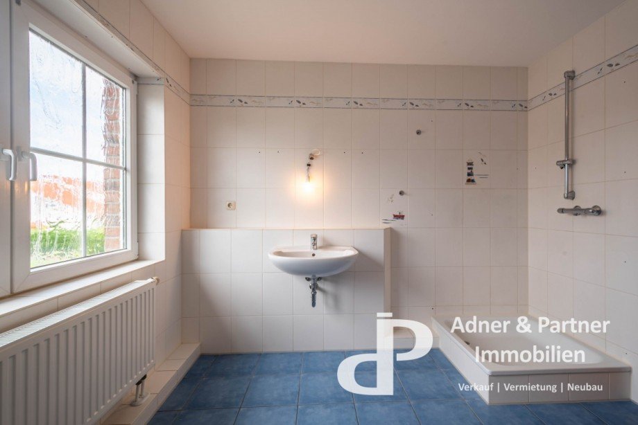 Vollbad Ansicht 1 Einfamilienhaus Peine